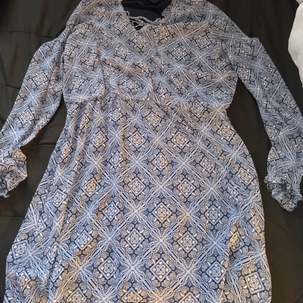 Elegant Blue Patterned Dress